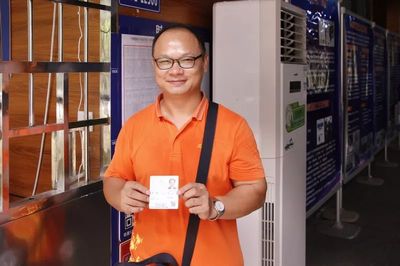 广西高校首创 校内火车票代售点暨签证代办服务